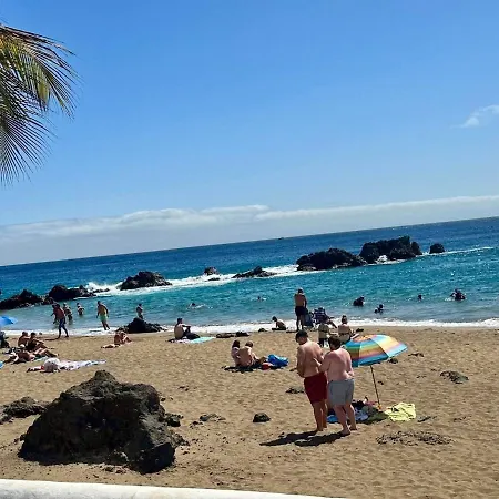 200 Metres From The Beach! Apartment